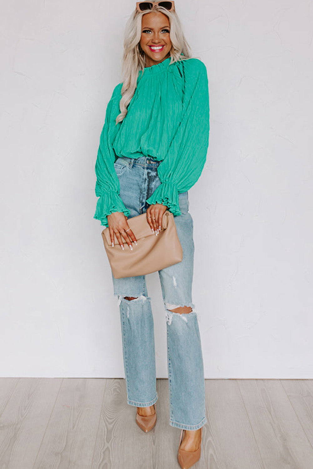 Green Striking Pleated Flared Cuff Long Sleeve Blouse