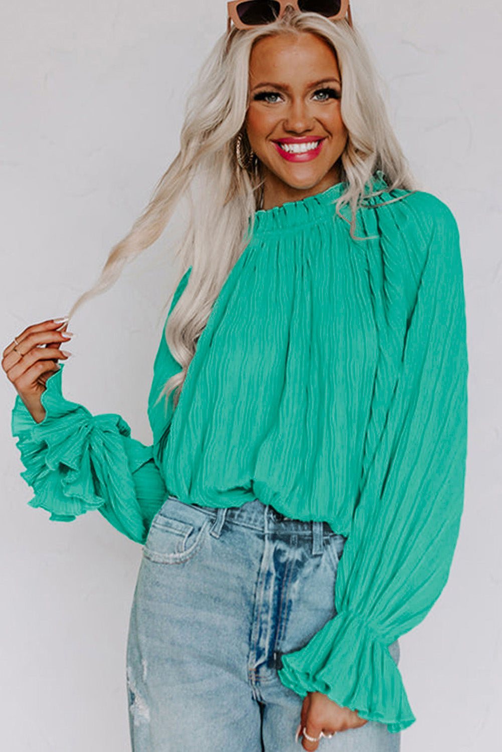 Green Striking Pleated Flared Cuff Long Sleeve Blouse